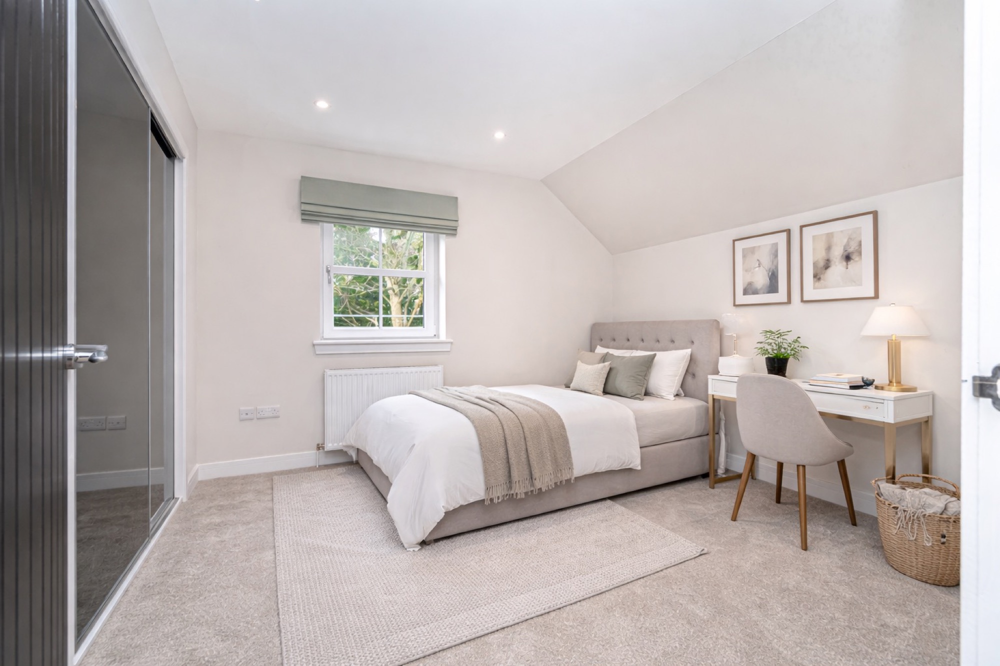 Bedroom with fitted wardrobe and study desk